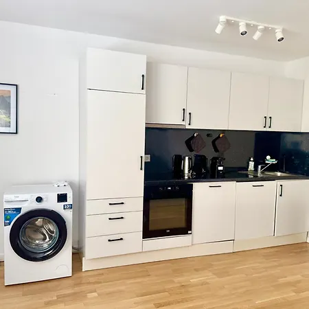 Apartment Modern Apartment With Terrace Near Scs Wiener Neudorf