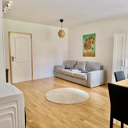 Apartment Modern Apartment With Terrace Near Scs *